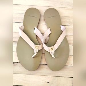Tory Burch Size 6 Nude Sandle